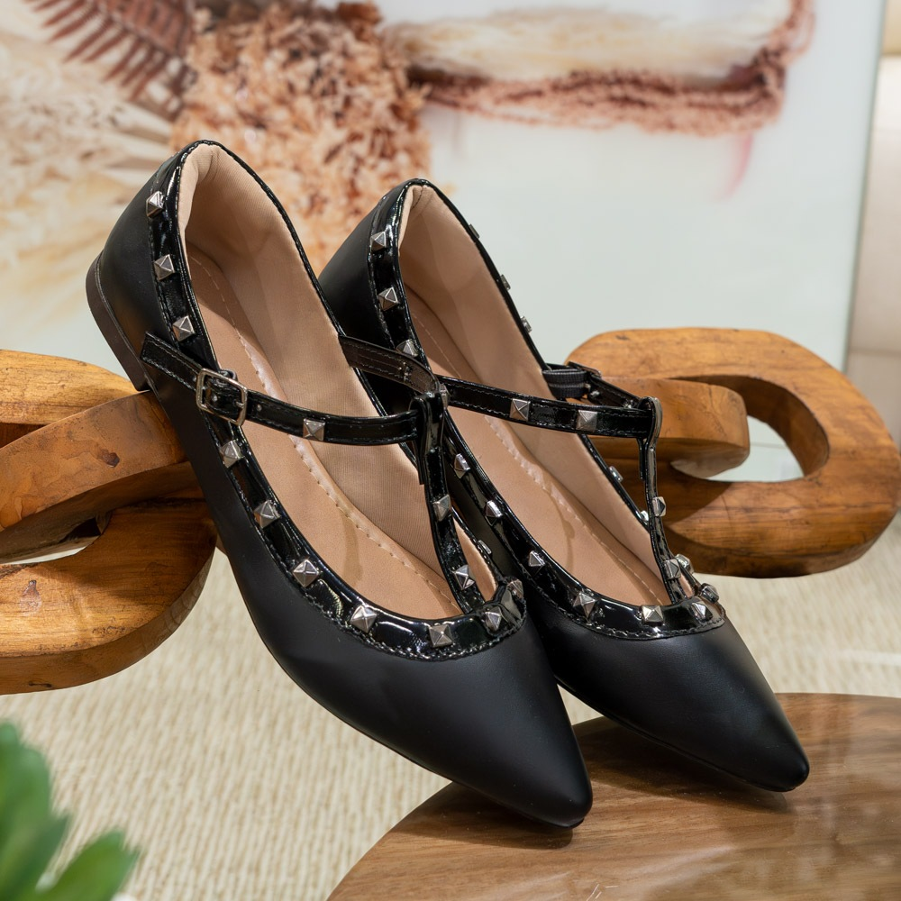 Sapatilha Feminina Bico Fino Spike Elegante Confortável Moda Casual